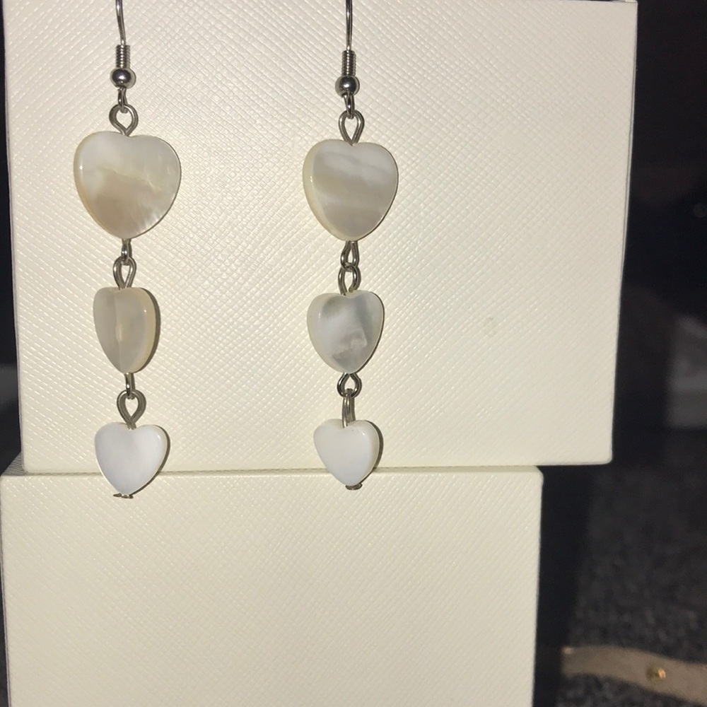 White dangle heart earrings